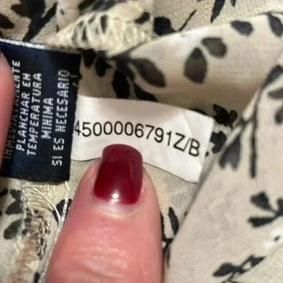 Evan-Picone Women’s Petite Medium Leaf Floral Print Button Down Long Sleeve Top - Picture 9 of 9